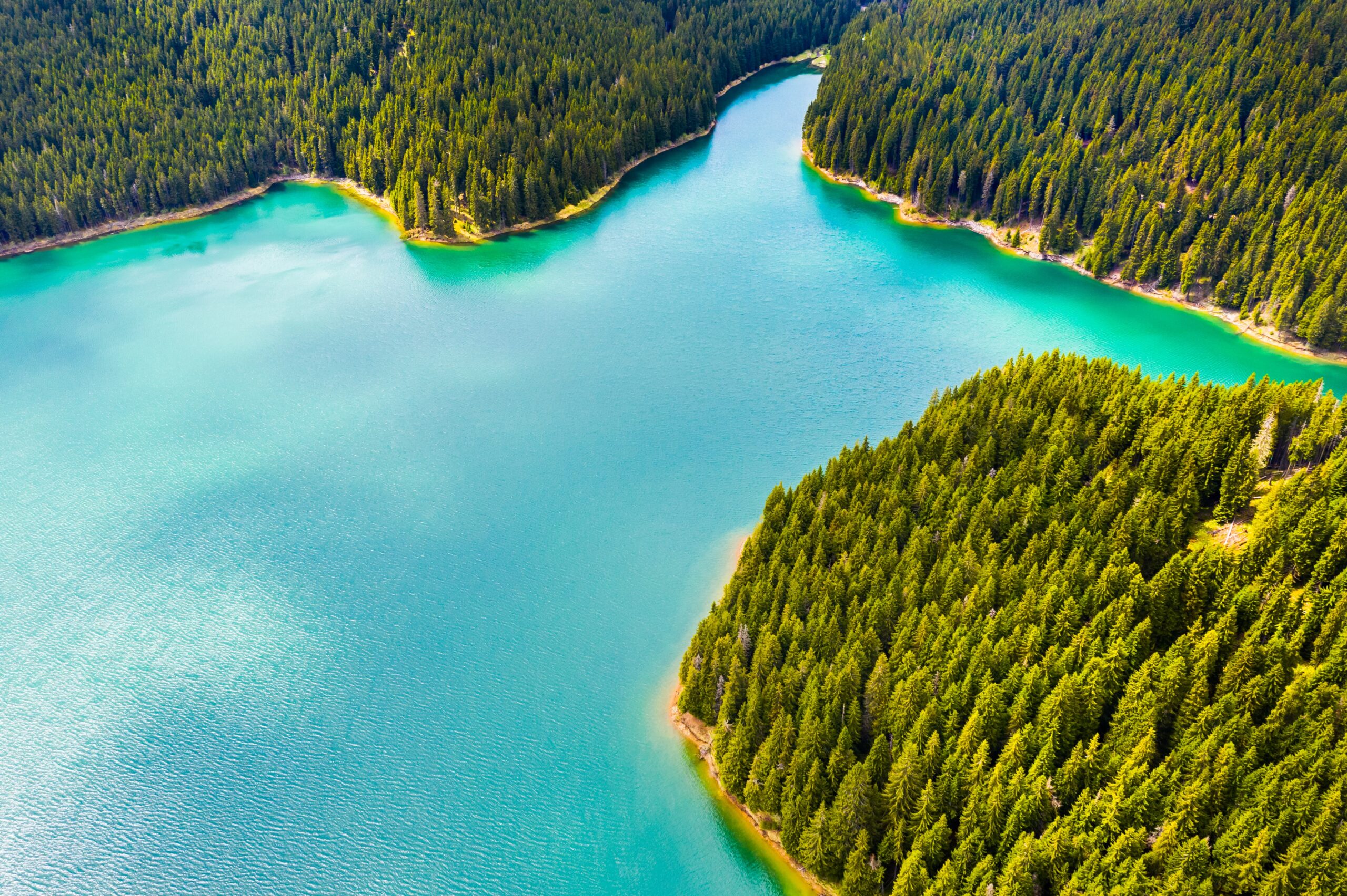 Fresh water lake in Canada